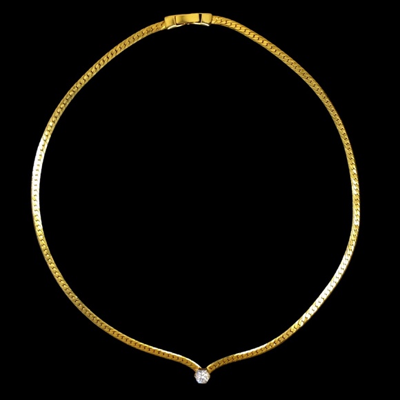 Vintage Gold Tone Herring Bone Chain Clear Rhinestone Torque Shaped Necklace - Picture 2 of 6